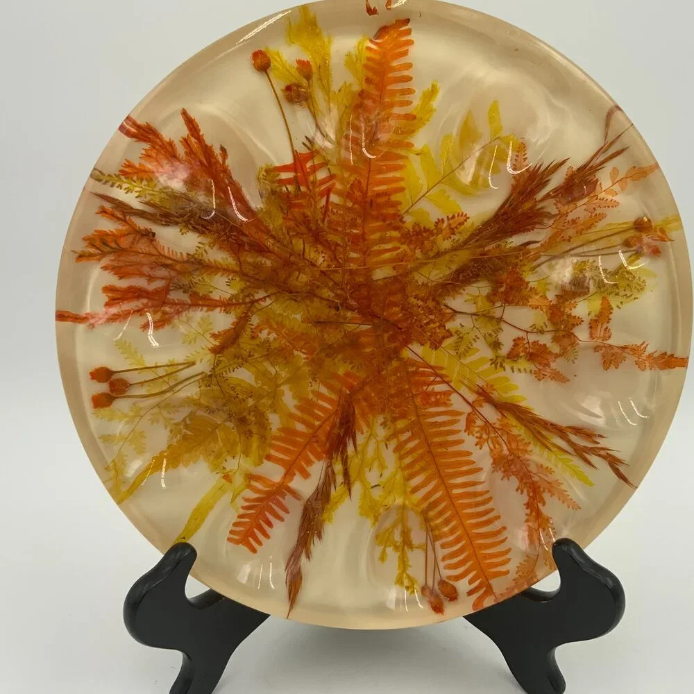 Lucite Clear Acrylic Egg Tray Dried Flowers 1970’s Vintage 9